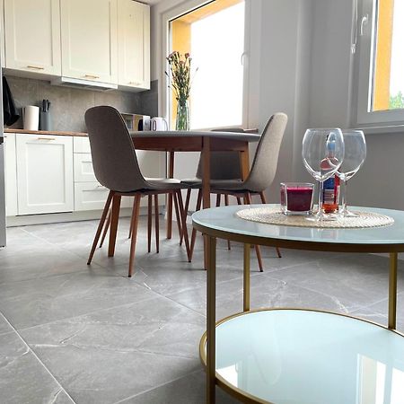 Apartament Konstytucji - Centrum Świnoujście Εξωτερικό φωτογραφία